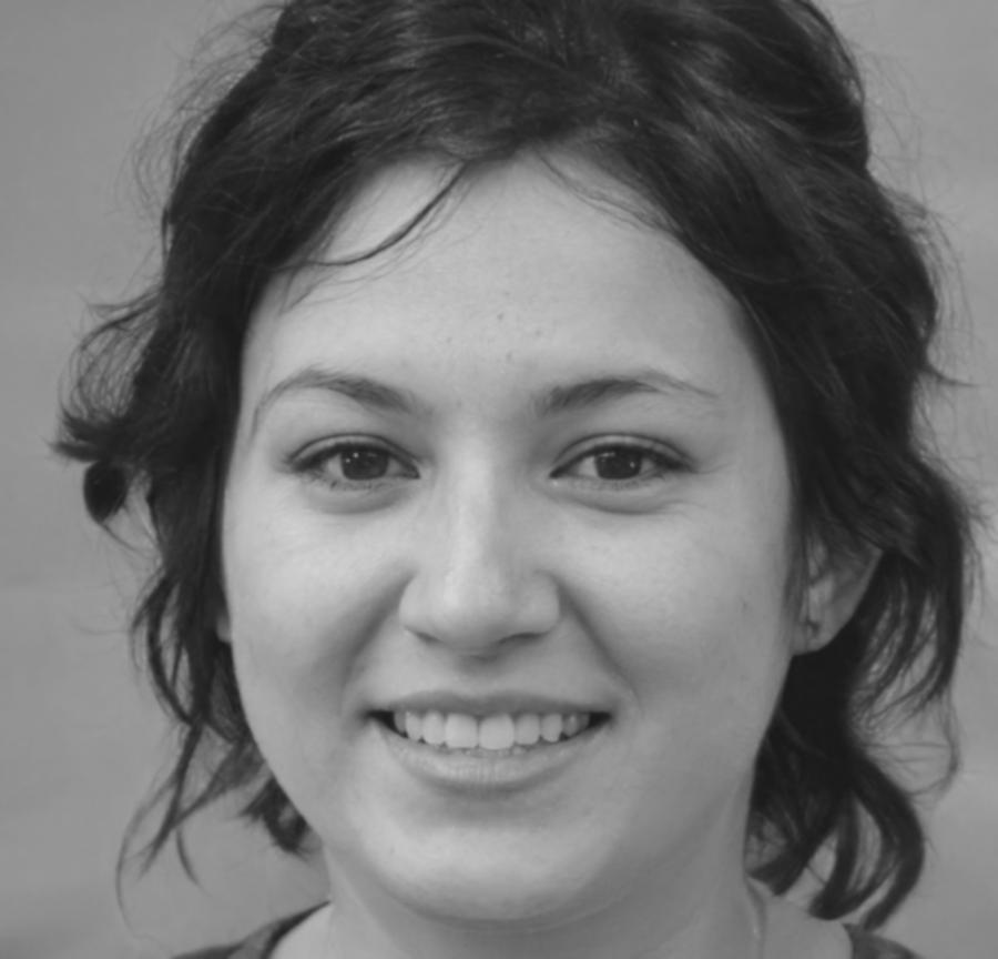 Portraitfoto von Lena Wulfsberg, Leiterin Programmgestaltung bei Helixor